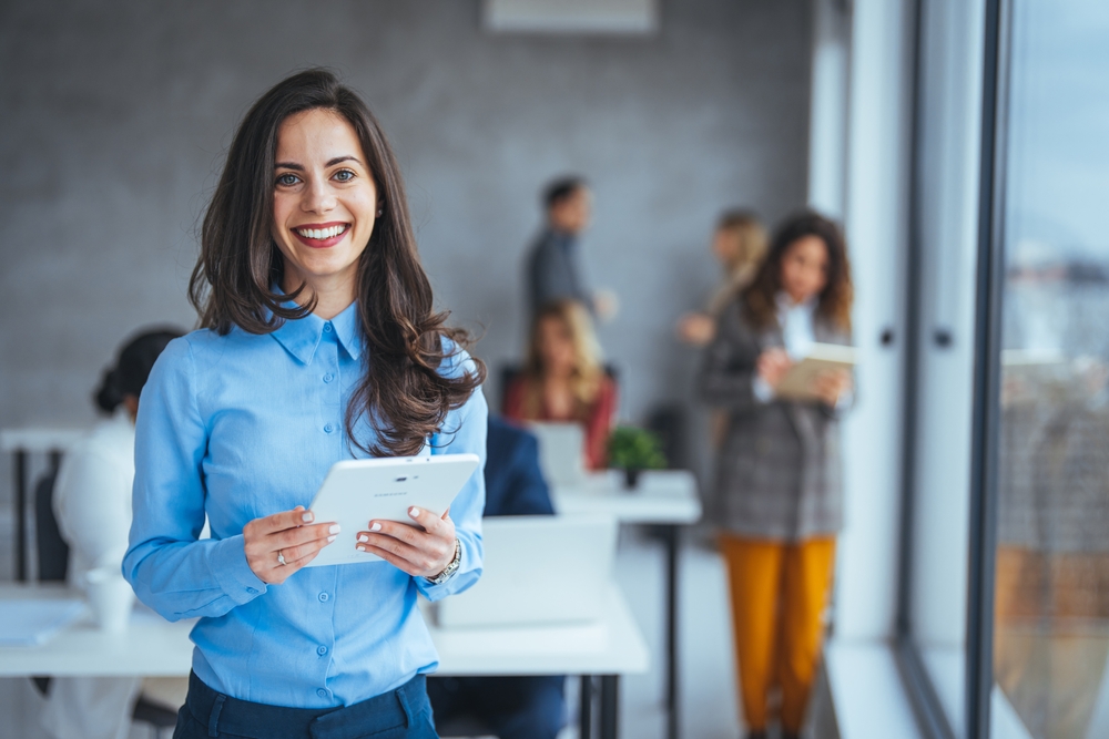 Waist,Up,Portrait,Modern,Business,Woman,In,The,Office,With